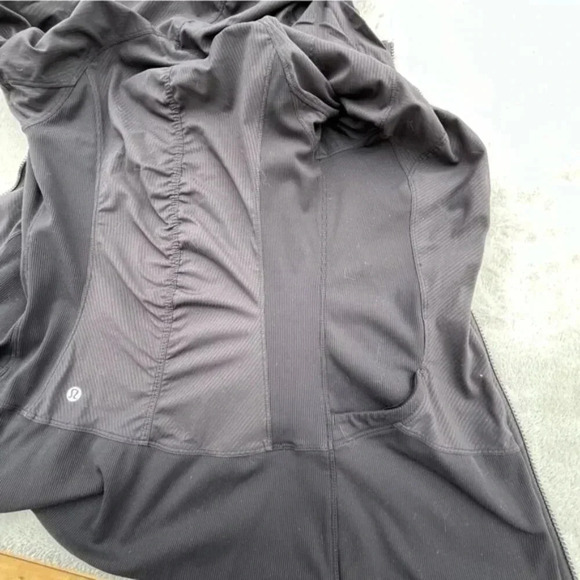 Lululemon In Flux Black Reversible Athletic Jacket - Picture 10 of 15